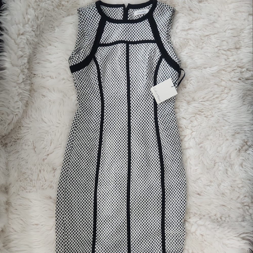 Clavin Klein Elegant Black and White Sleeveless Dress